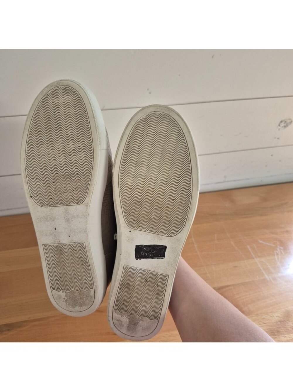Steve Madden Caliber Croc-Embossed High-Top Sneakers Beige PU Upper Side Zipper - Picture 5 of 7